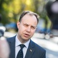 Lithuanian minister of health interpellation answers: Doctor wages to grow, pharmacies in order