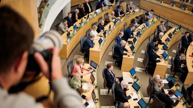 Board of Seimas tightens rules for use of parlt expenses