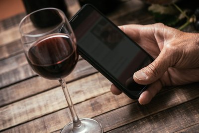 Vynas ir mobilus
