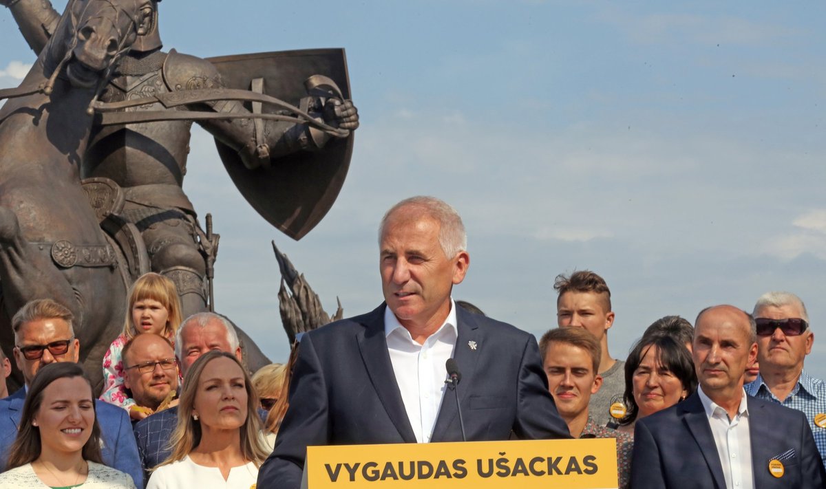 Vygautas Ušackas announces his decision to stand in next May's presidential election