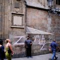 Barselonos policija sulaikė vyrą, tepliojusį ant istorinių paminklų Z ir V simbolius