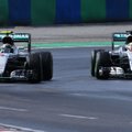 „Mercedes“ vadovas: kova tarp L. Hamiltono ir N. Rosbergo tęsis iki paskutinių lenktynių