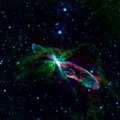 NASA teleskopai stebėjo stulbinančio grožio žvaigždės gimimą
