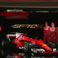 „Ferrari“ pristatė F-1 lenktynių naują SF70H automobilį