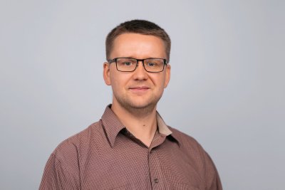 „NanoAvionics“ gamybos ir elektronikos inžinierius Jonas Jurevičius