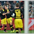 Vokietijos futbolo čempionate įtikinamas pergales iškovojo Dortmundo ir Gelzenkircheno klubai