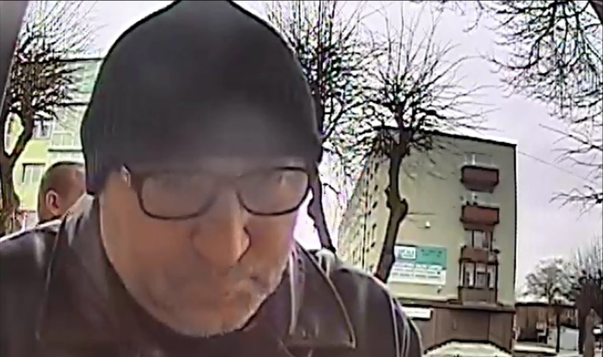 Policija ieško moters pinigus Jurbarke, Šakiuose ir Lenkijoje leidusio vyro