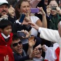 Popiežių kanonizacija XXI amžiuje: fotografuok, pasidalink ir spausk „Patinka“