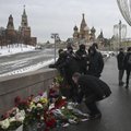 Ambasadoriai Maskvoje pagerbė nužudyto politiko Nemcovo atminimą