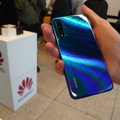 „Huawei“ atšaukė naujo telefono pristatymą Taivane
