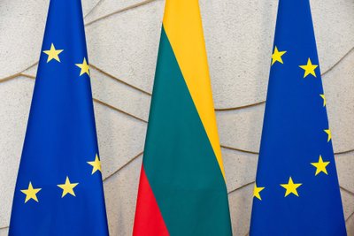 ES ir Lietuvos vėliavos