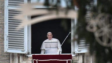 Propagandos dekonstrukcijos: Rusijai jau neįtinka net popiežius Pranciškus