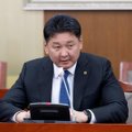 Mongolijos premjeras atsistatydino po protestų dėl COVID-19 sergančios pagimdžiusios moters