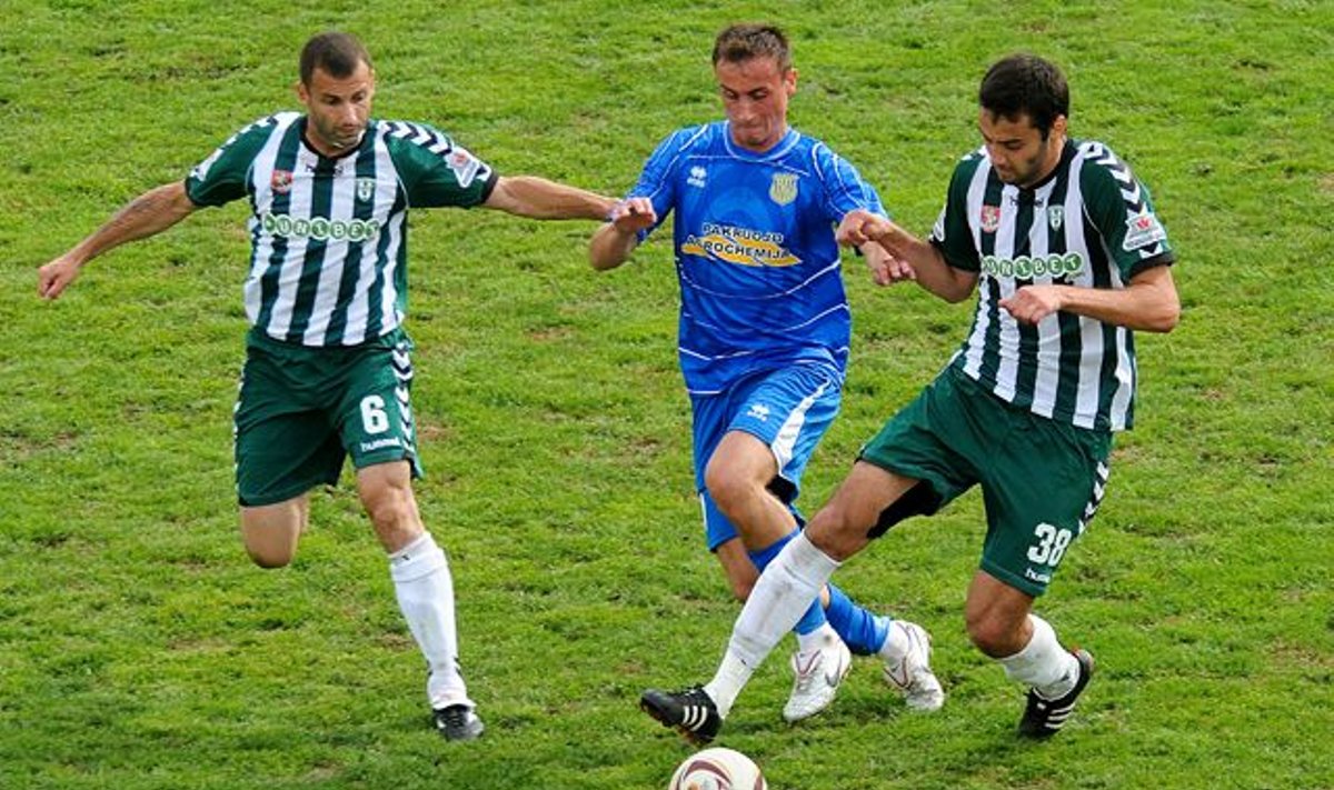 Povilas Krasnovskis (viduryje)