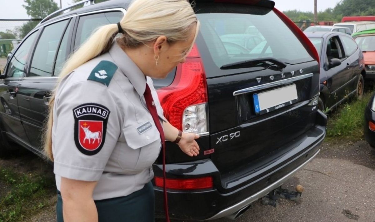 Kauno policijos konfiskuotas automobilis