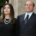Buvusi žmona S. Berlusconi turės grąžinti 60 mln. eurų
