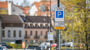 Vilniuje keičiasi tvarka dėl mokesčių už automobilių stovėjimą