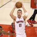 J. Valančiūno dvigubas dublis padėjo „Raptors“ klubui iškovoti pergalę NBA lygos mače