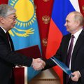 Pirmoji perrinkto Kazachstano lyderio kelionė – pas Putiną