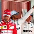 Kvalifikacijoje Barselonoje L. Hamiltonas atlaikė S. Vettelio spaudimą