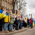 Prie Vokietijos ambasados Vilniuje susirinkę protestuotojai ragino aktyviau padėti Ukrainai: „Berlyne, pabusk!“