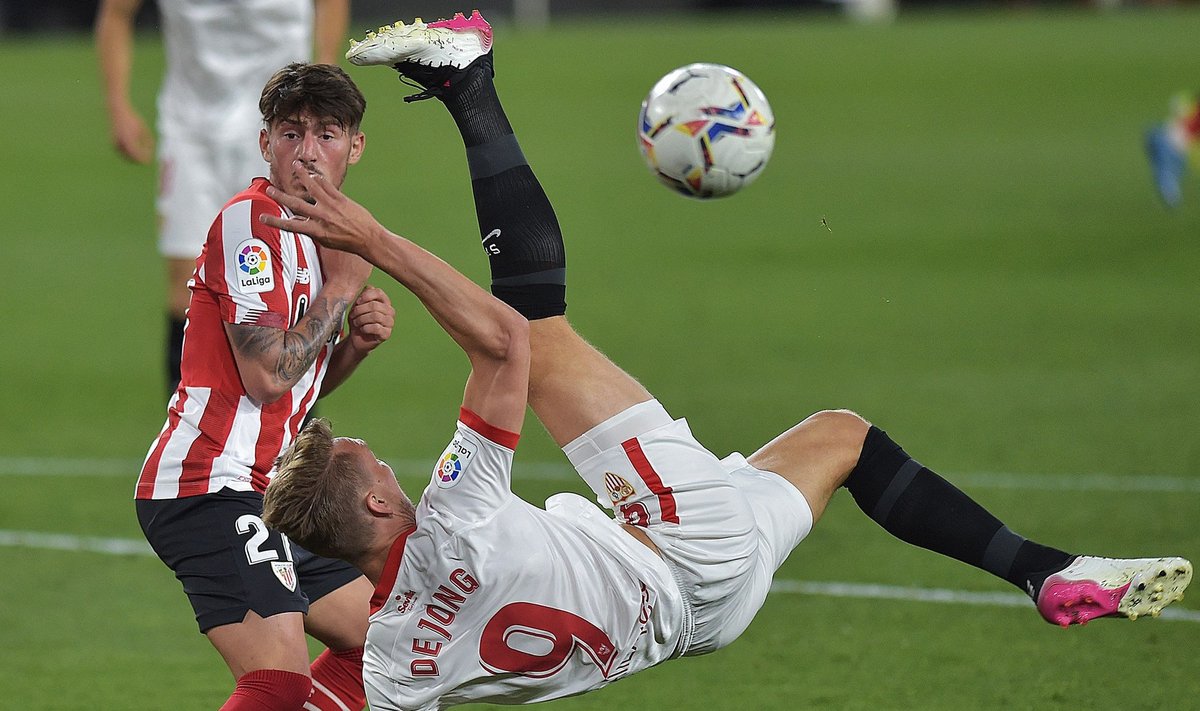 Susitinka "Sevilla" (balta apranga) ir Bilbao "Athletic"