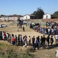 Zimbabvėje po rinkimų prasiveržė smurtas, yra aukų