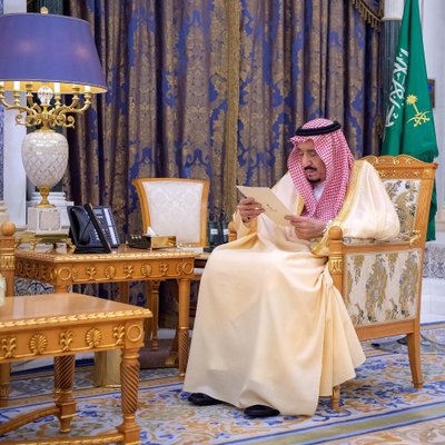 Karalius Salma Bin Abdulaziz, karališkuosiuose rūmuose, Saudo Arabijoje, Rijade
