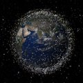 Ši naktis – lemtinga: Kinijos raketa ir Rusijos palydovas gali sukelti „blogiausią visų laikų kosminę katastrofą“