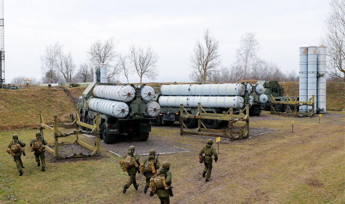 Almaz-Antei S-300PMU-1