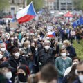 Čekijos sostinėje tūkstančiai žmonių protestavo prieš prorusišką šalies prezidentą Zemaną