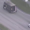 Pagrobto UPS sunkvežimio gaudynės baigėsi susišaudymu ir 4 žmonių žūtimi