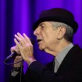 Leonardas Cohenas dainavo man pilnutėlėje Berlyno arenoje