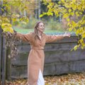 Dainininkė Rugilė Daujotaitė pristato auksinio rudens spalvomis nutapytą vaizdo klipą „Mylimoji Lietuva”