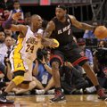 NBA lygos antros sezono savaitės laureatai - L.Jamesas ir K.Bryantas