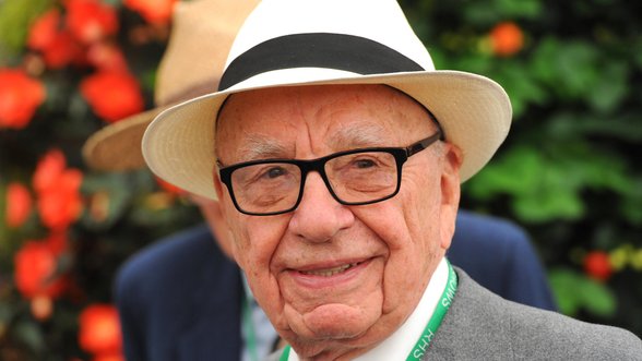 92-ejų žiniasklaidos magnatas Rupertas Murdochas dėl mylimosios religinių pažiūrų atšaukė penktąsias vestuves