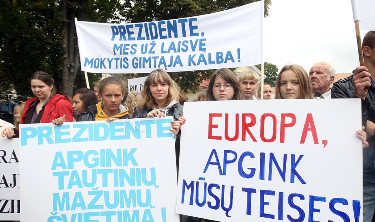 Lietuvos lenkų mokyklų protesto akcija