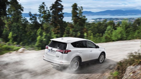 Kodėl „Toyota RAV4“ vadinamas sėkmingiausiu SUV pasaulyje