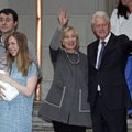 Clintonų šeima iš ligoninės pasiėmė naująją narę – Charlotte