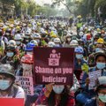Mianmare prasidėjus visuotiniam streikui žuvo trys protestuotojai