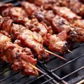 Ekspertas įvardijo, kokias klaidas darydami sugadinate ant žarijų keptos mėsos patiekalus