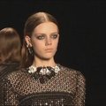 Milano mados savaitė 2013: Roberto Cavalli viliojo meistriškumu