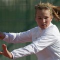 A.Paražinskaitė - ITF jaunių turnyro Čekijoje ketvirtfinalyje