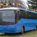 Viena Panevėžio gimnazija rado neįprastą sprendimą, ką veikti su senu autobusu: panaudos vietoje klasės
