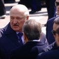 Lukašenka nedalyvavo kasmetinėje nacionalinės vėliavos, herbo ir himno pagerbimo ceremonijoje ir taip dar labiau pakurstė gandus apie sveikatą