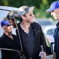 Į Vilniaus oro uostą privačiu lėktuvu atskridę „Nickelback“ sulaužė arogantiškų vyrukų įvaizdį