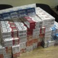 Turguje 10 pakelių cigarečių pardavusi pensininkė gavo 20 tūkst. Lt baudą