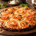 „Lik namuose“ pica – ką gaminti, kai atrodo, jog neturi iš ko