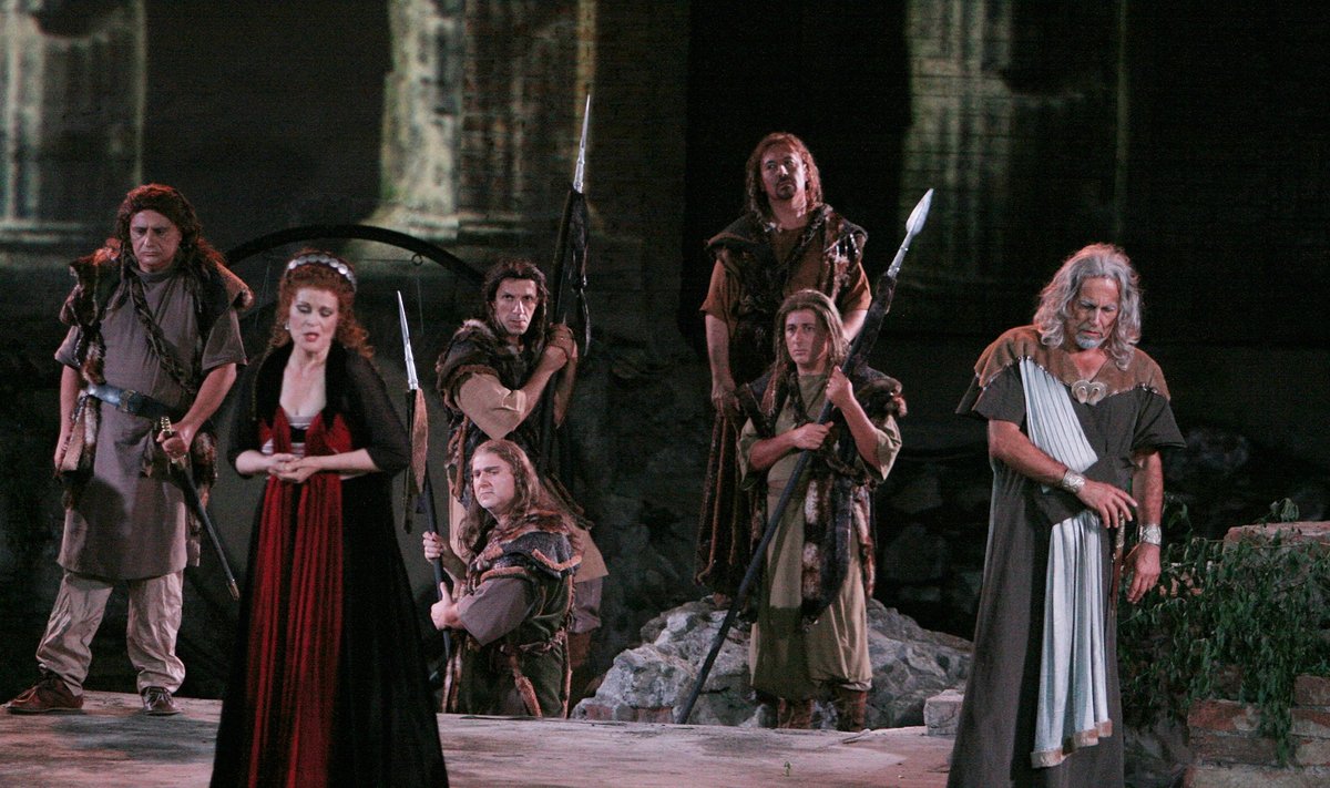 Vincenzo Bellini opera "Norma"