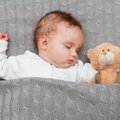 Mokslininkai atsakė į visiems tėvams svarbų klausimą: kada vaikai turėtų pradėti miegoti savo kambaryje?